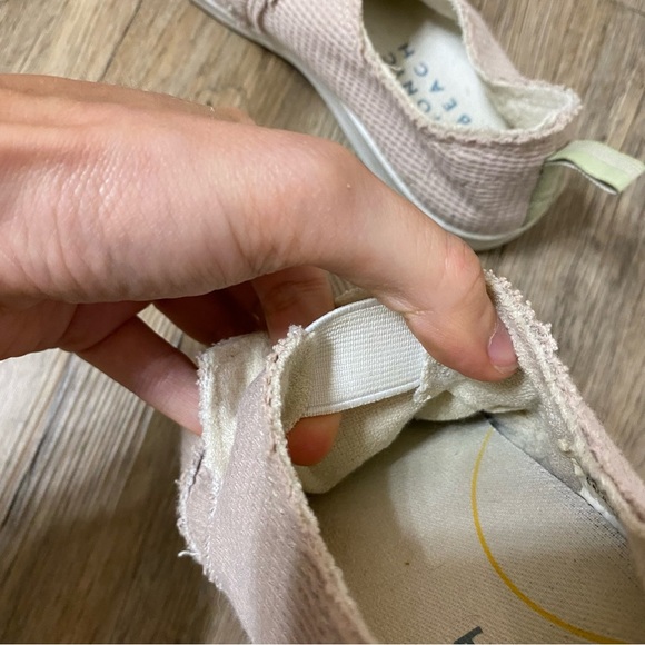 Vionic Beach Blush Pink Slip on Shoes size 6.5 - Picture 6 of 8